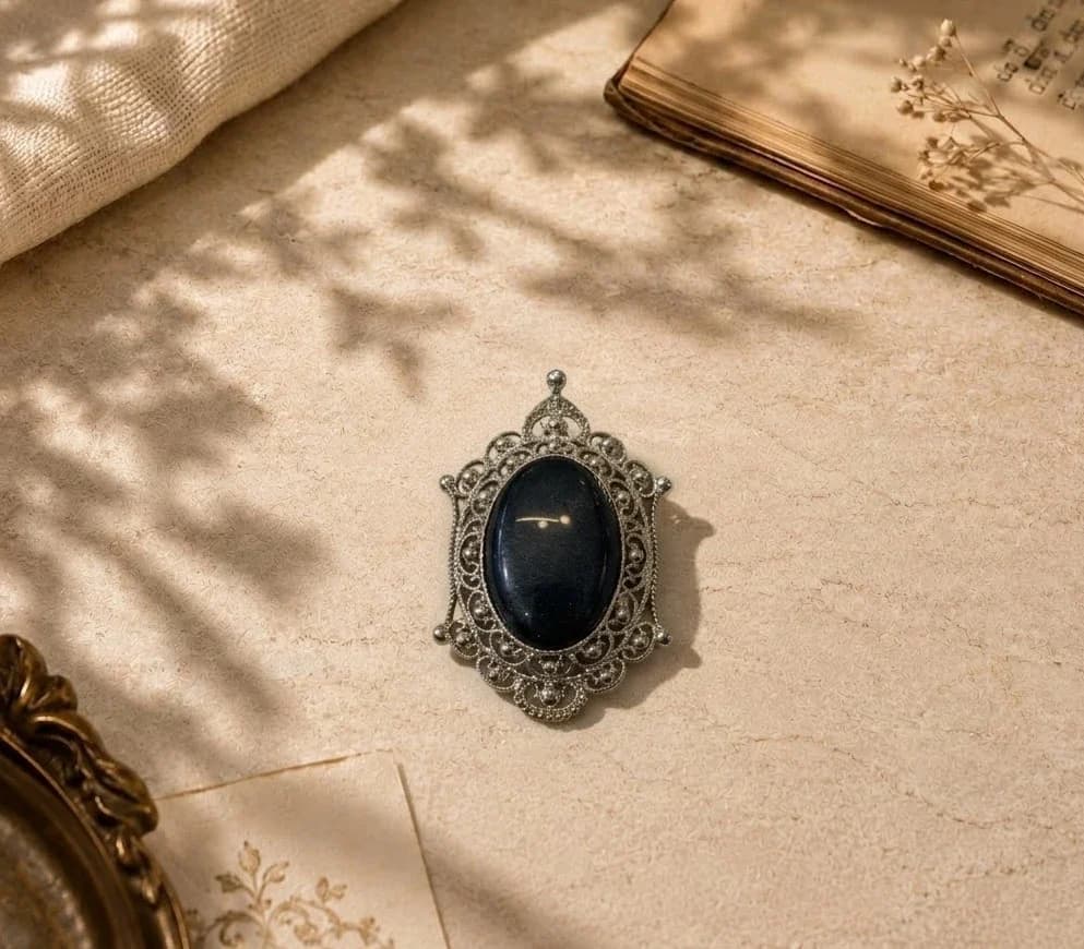 Brooch