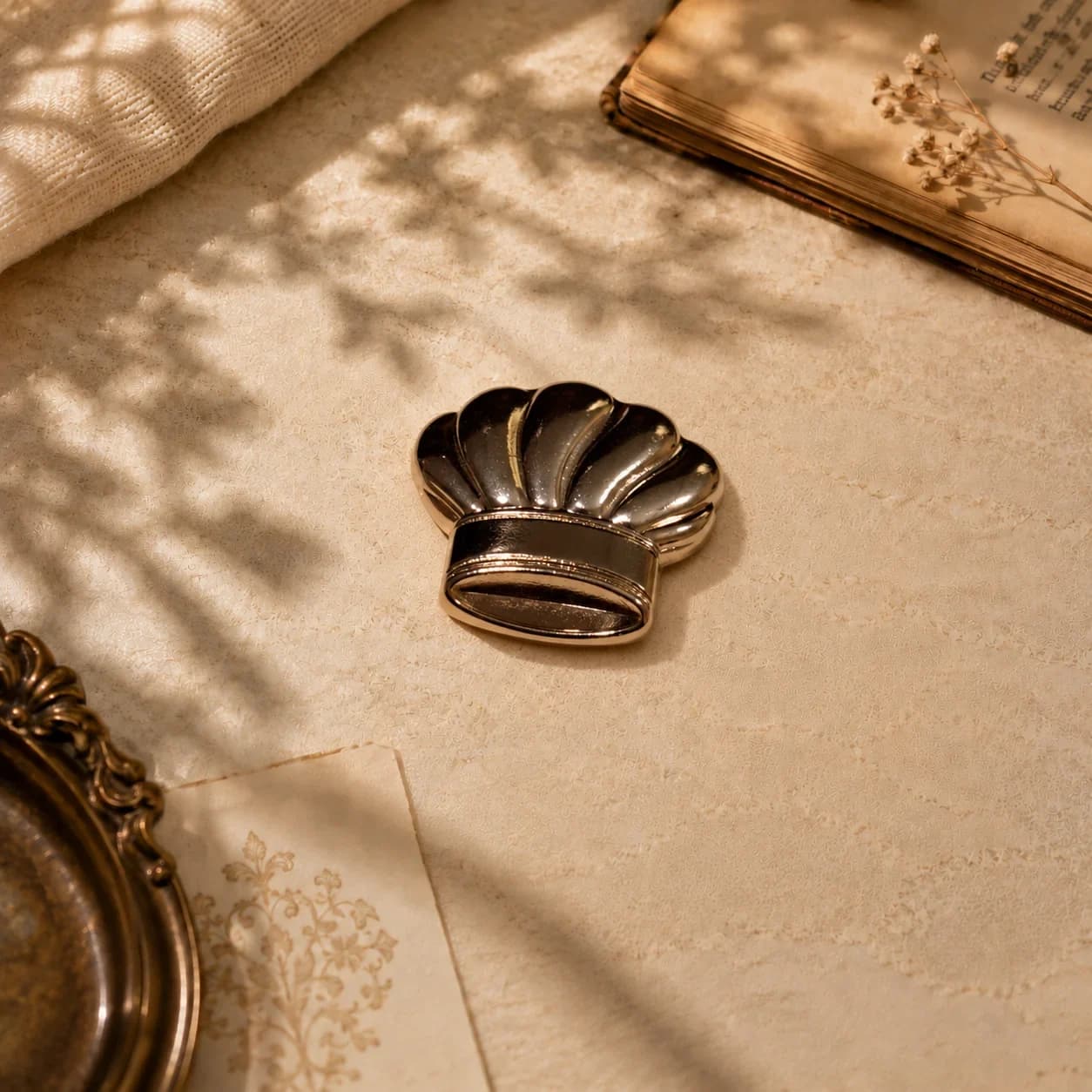 Brooch